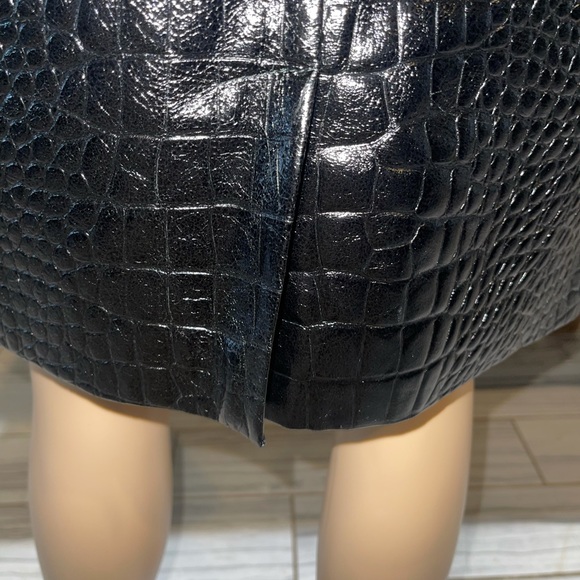 Gucci Croc Print Leather Skirt - Picture 13 of 16